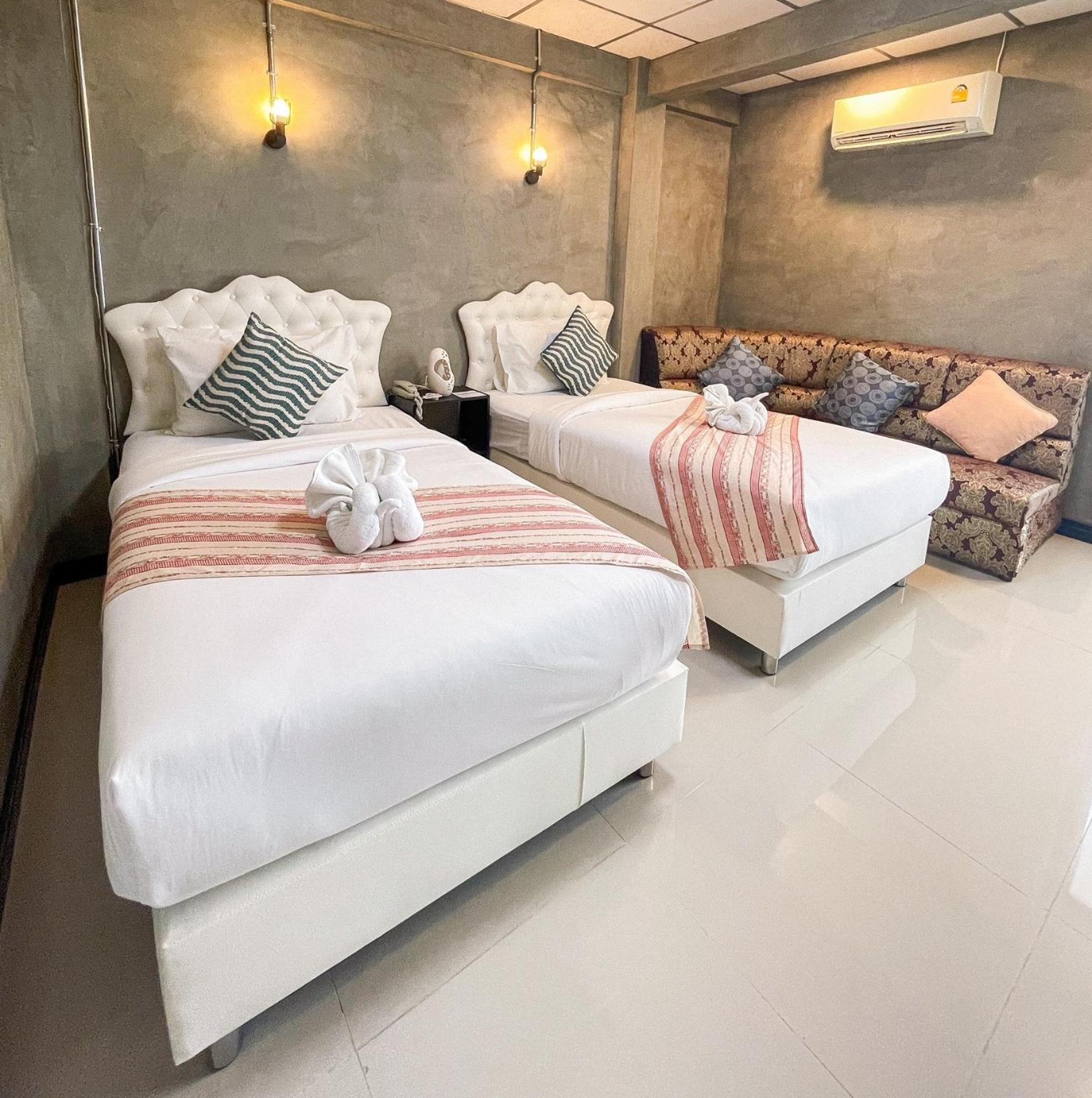 Baik Suite Bangkok Exteriör bild